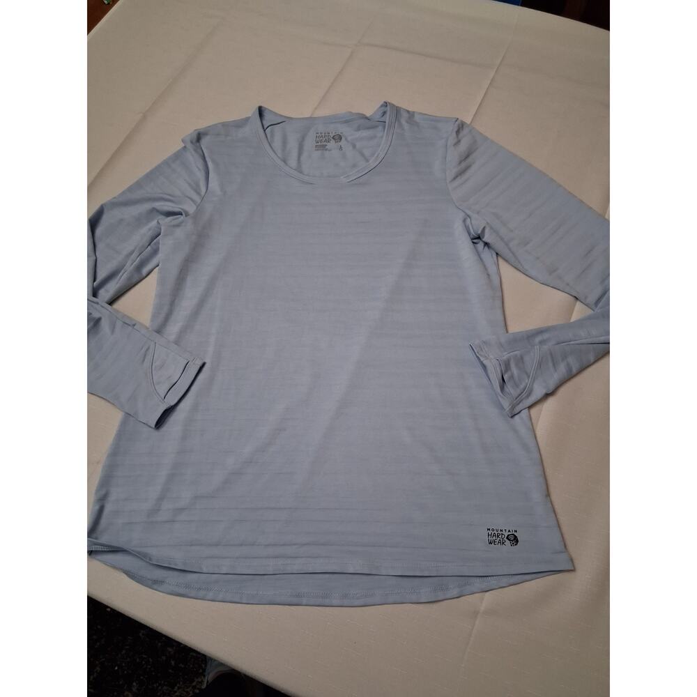 Mountain Hardwear Light Blue Long Sleeve Tee